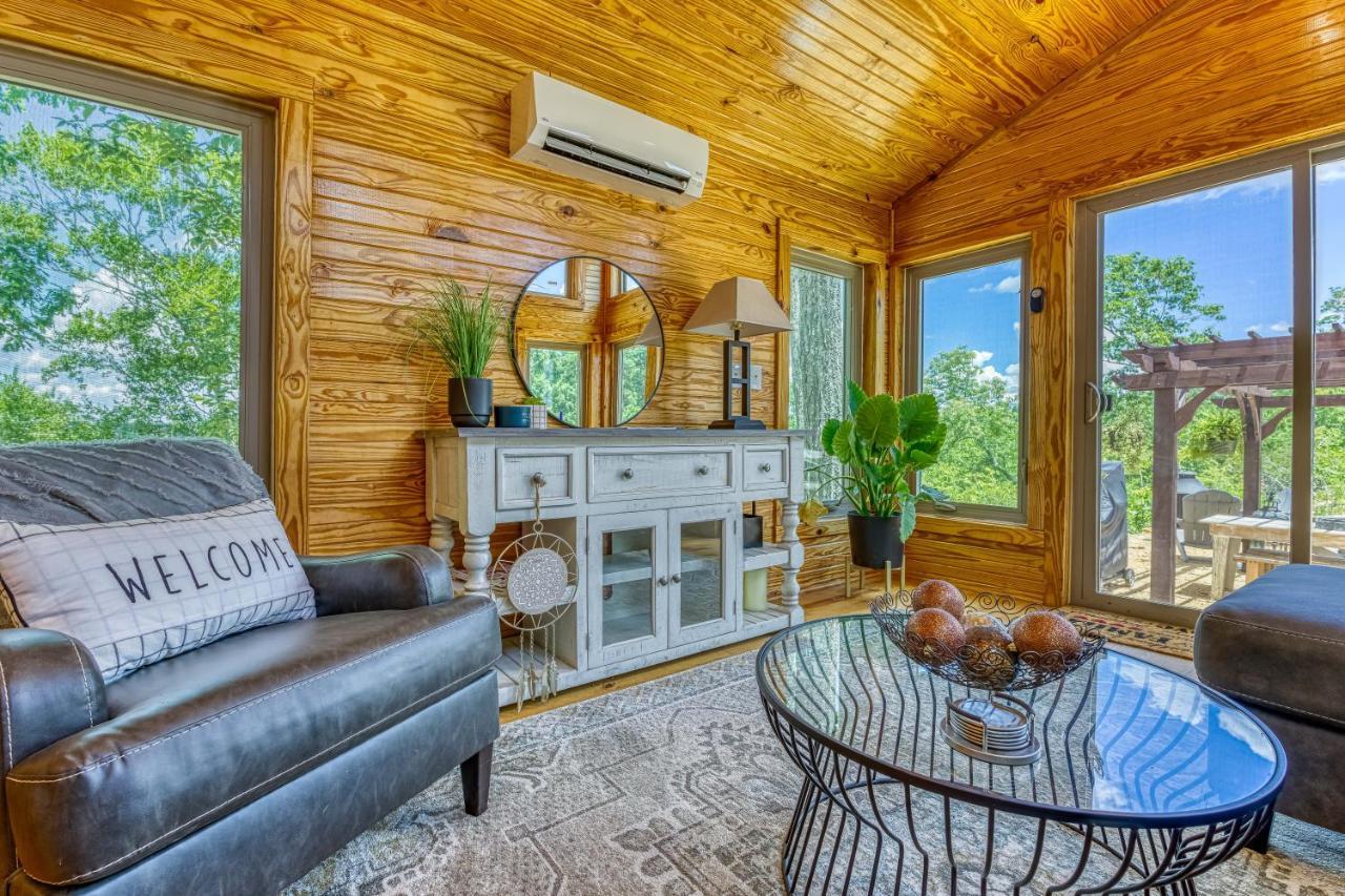 The Gemini-A Dreamy, Waterfront Tiny Cabin Rogersville Zewnętrze zdjęcie