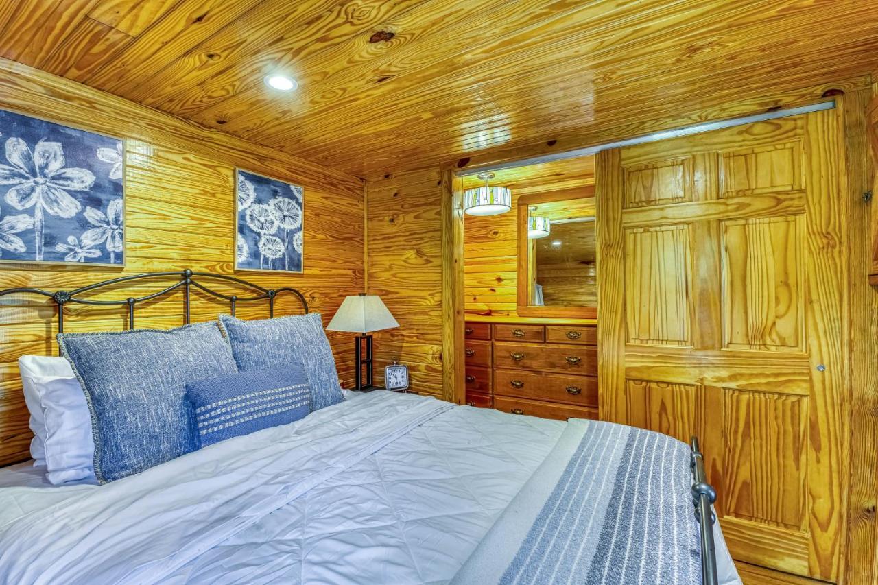 The Gemini-A Dreamy, Waterfront Tiny Cabin Rogersville Zewnętrze zdjęcie