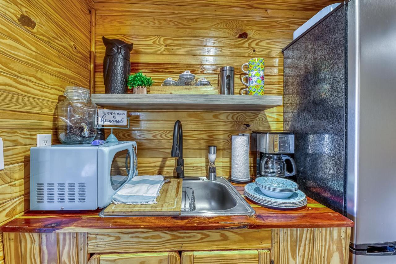 The Gemini-A Dreamy, Waterfront Tiny Cabin Rogersville Zewnętrze zdjęcie