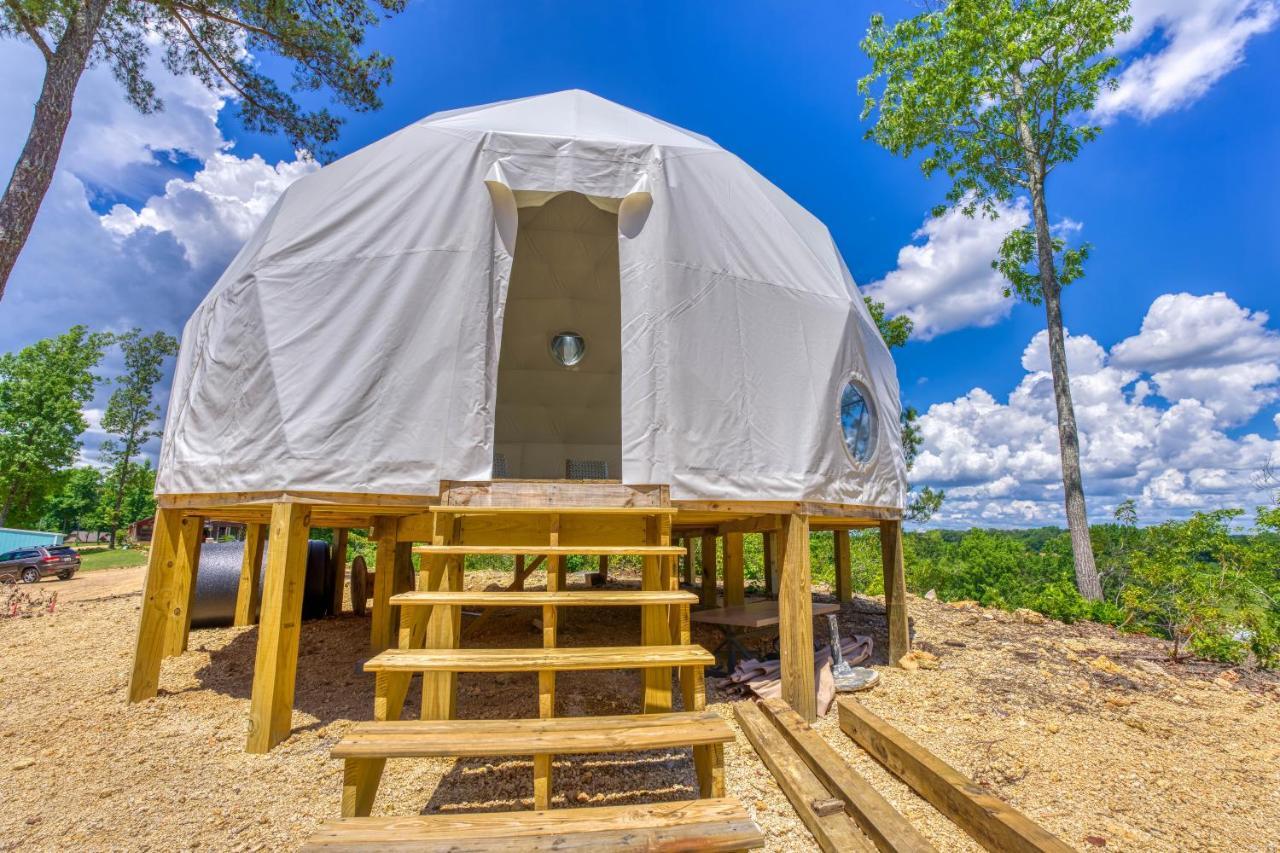 The Gemini-A Dreamy, Waterfront Tiny Cabin Rogersville Zewnętrze zdjęcie