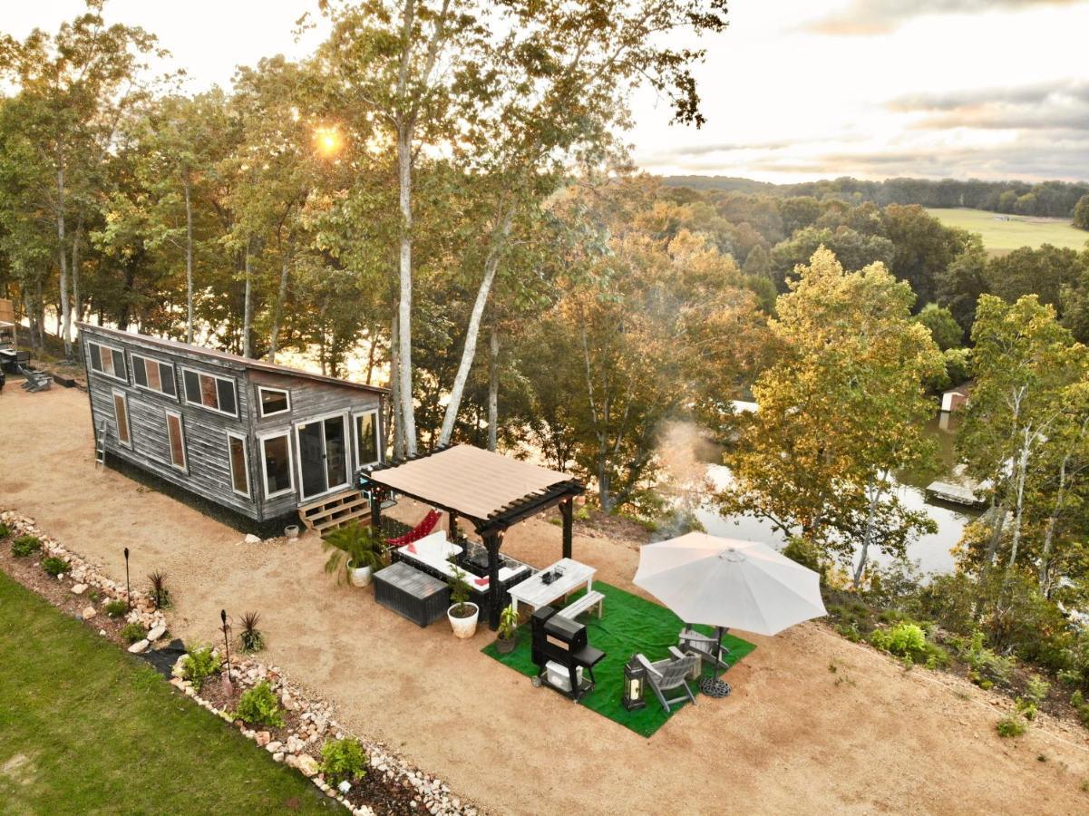 The Gemini-A Dreamy, Waterfront Tiny Cabin Rogersville Zewnętrze zdjęcie